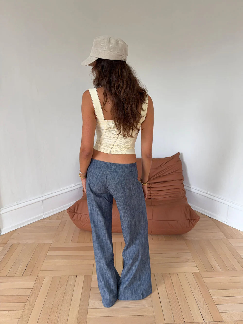 JEANS ELEGANCE WITH BELT