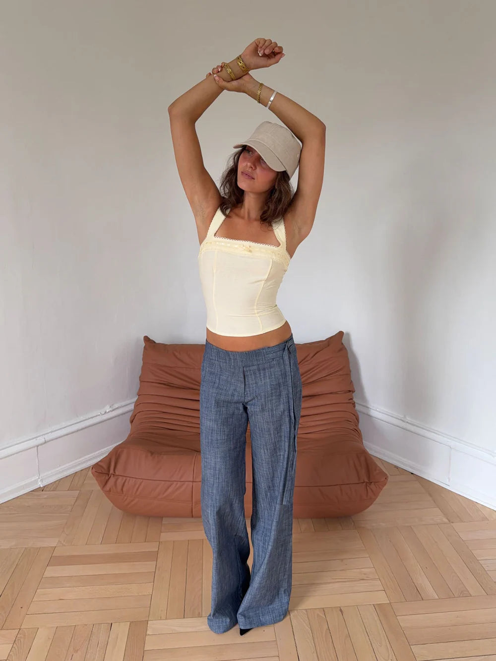JEANS ELEGANCE WITH BELT